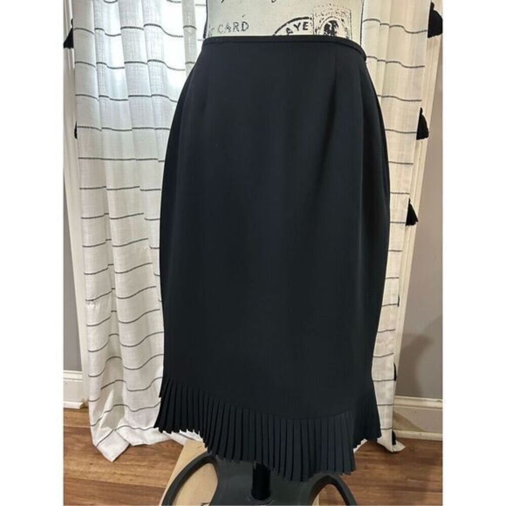 Le Suit Suit Seperate Black Pencil Skirt with Pleated Hem Size 6